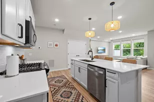 4901 Avery Ct, Eagan, MN 55123 - Photo 11