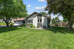 12520 88th Ave N, Maple Grove, MN 55369 - Photo 3