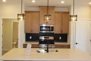 13789 Hollybrook Cir, Apple Valley, MN 55124 - Photo 15