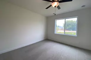 13789 Hollybrook Cir, Apple Valley, MN 55124 - Photo 5