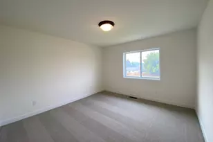 13789 Hollybrook Cir, Apple Valley, MN 55124 - Photo 11