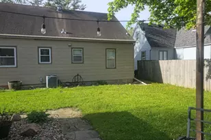 1322 Dunham St, Albert Lea, MN 56007 - Photo 5
