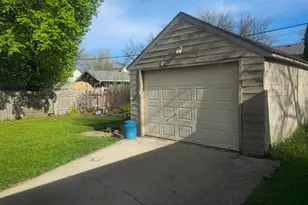 1322 Dunham St, Albert Lea, MN 56007 - Photo 3