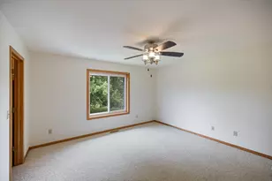 9408 Jennifer Ct, Chisago City, MN 55013 - Photo 39