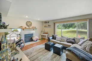 9408 Jennifer Ct, Chisago City, MN 55013 - Photo 21