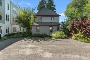 2445 Lyndale Ave S, Minneapolis, MN 55405 - Photo 15