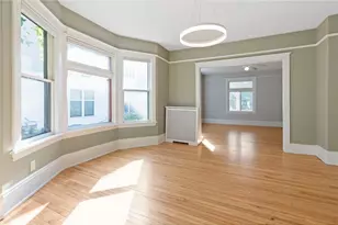 2445 Lyndale Ave S, Minneapolis, MN 55405 - Photo 5