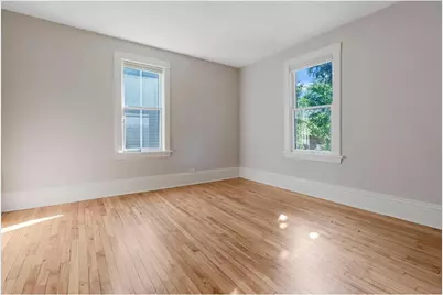 2445 Lyndale Avenue S, Minneapolis, MN 55405 - Photo 11