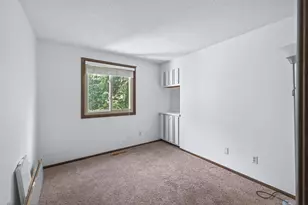 313 Elan Ct, Woodbury, MN 55125 - Photo 23
