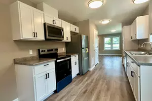 9030 Park Ave S, Bloomington, MN 55420 - Photo 5