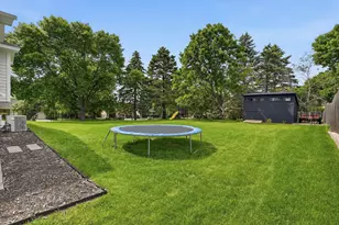 9120 Chesshire Ln N, Maple Grove, MN 55369 - Photo 37