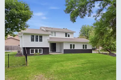 9120 Chesshire Lane N, Maple Grove, MN 55369 - Photo 41