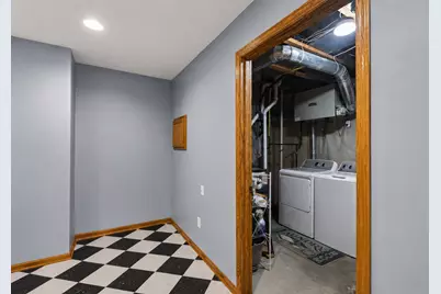 601 1st Avenue NW, Osseo, MN 55369 - Photo 21