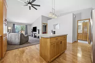 4251 39th Ave S, Fargo, ND 58104 - Photo 9