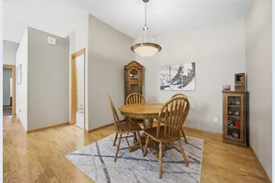 4251 39th Avenue S, Fargo, ND 58104 - Photo 5