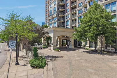 500 E Grant Street #1902, Minneapolis, MN 55404 - Photo 31