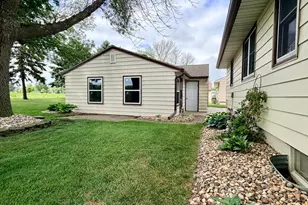 1801 S Shore Dr, Worthington, MN 56187 - Photo 33