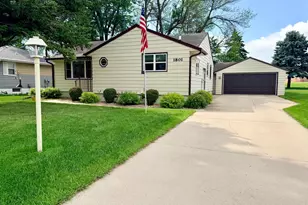 1801 S Shore Dr, Worthington, MN 56187 - Photo 1