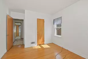 3019 N 21st St, Superior, WI 54880 - Photo 7