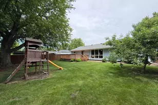 425 W Dodge St, Luverne, MN 56156 - Photo 41