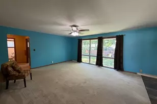 425 W Dodge St, Luverne, MN 56156 - Photo 5