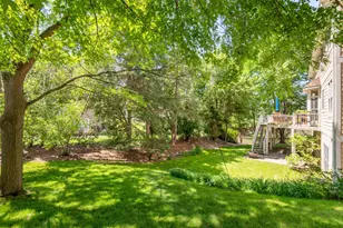 10051 Gristmill Ridge, Eden Prairie, MN 55347 - Photo 25