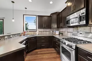 21340 Hytrail Cir, Lakeville, MN 55044 - Photo 11