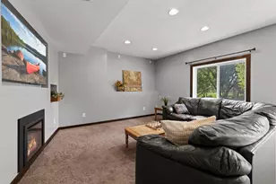 21340 Hytrail Cir, Lakeville, MN 55044 - Photo 25