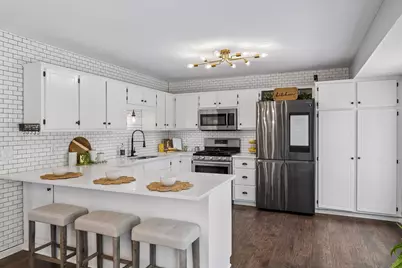 8906 Woodhall Crossing N, Brooklyn Park, MN 55443 - Photo 9