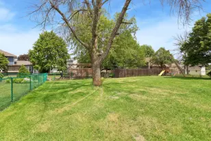 8906 Woodhall Crossing N, Brooklyn Park, MN 55443 - Photo 41