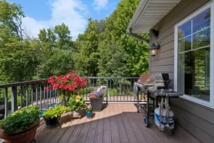 2932 Fairway Dr, Chaska, MN 55318 - Photo 33