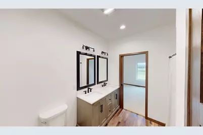 1222 Leo Drive, Holmen, WI 54636 - Photo 7