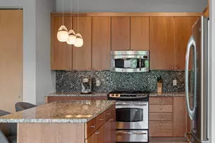 240 Spring St, Saint Paul, MN 55102 - Photo 7
