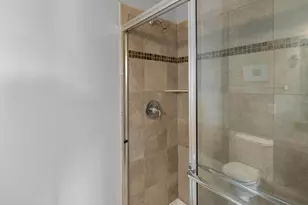 240 Spring St, Saint Paul, MN 55102 - Photo 19
