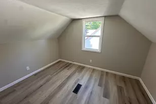 922 Tindolph Ave S, Thief River Falls, MN 56701 - Photo 7