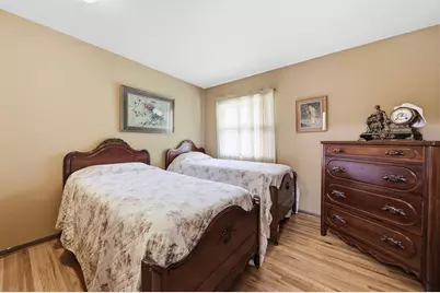 10545 Johnson Road, Bloomington, MN 55437 - Photo 13