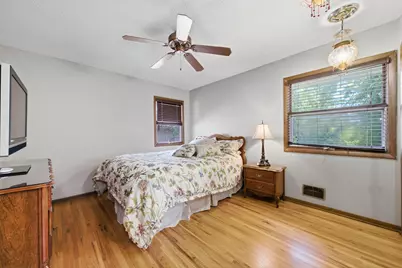 10545 Johnson Road, Bloomington, MN 55437 - Photo 11
