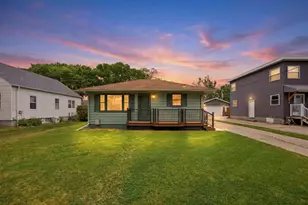 918 14th St N, Moorhead, MN 56560 - Photo 5
