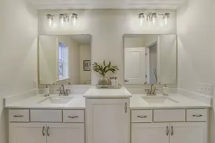 2885 Trinity Dr, Shakopee, MN 55379 - Photo 13