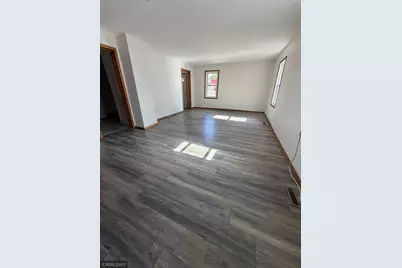 607 1st Avenue E, Shakopee, MN 55379 - Photo 7