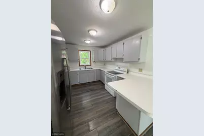 607 1st Avenue E, Shakopee, MN 55379 - Photo 1