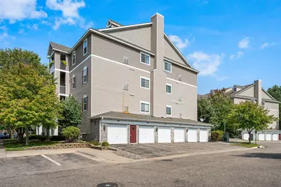 12727 College View Drive #203, Eden Prairie, MN 55347 - Photo 3