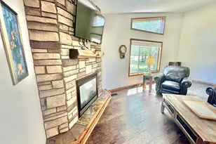 3129 Florence Ln NW, Bemidji, MN 56601 - Photo 15