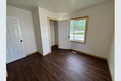 120 Spruce Avenue S, Thief River Falls, MN 56701 - Photo 13