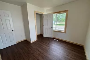 120 Spruce Ave S, Thief River Falls, MN 56701 - Photo 13