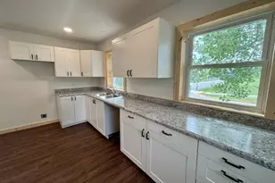 120 Spruce Ave S, Thief River Falls, MN 56701 - Photo 5