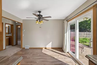 7846 Gresham Lane S, Cottage Grove, MN 55016 - Photo 9