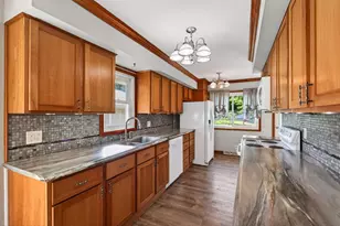 7846 Gresham Ln S, Cottage Grove, MN 55016 - Photo 11