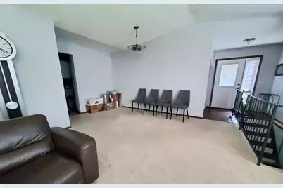 4504 Laramie Trail, Minnetonka, MN 55345 - Photo 5