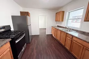 5200 Camden Ave N, Minneapolis, MN 55430 - Photo 11